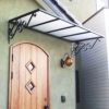 玄関や窓、勝手口に屋根がないお家の雨吹き込み対策に